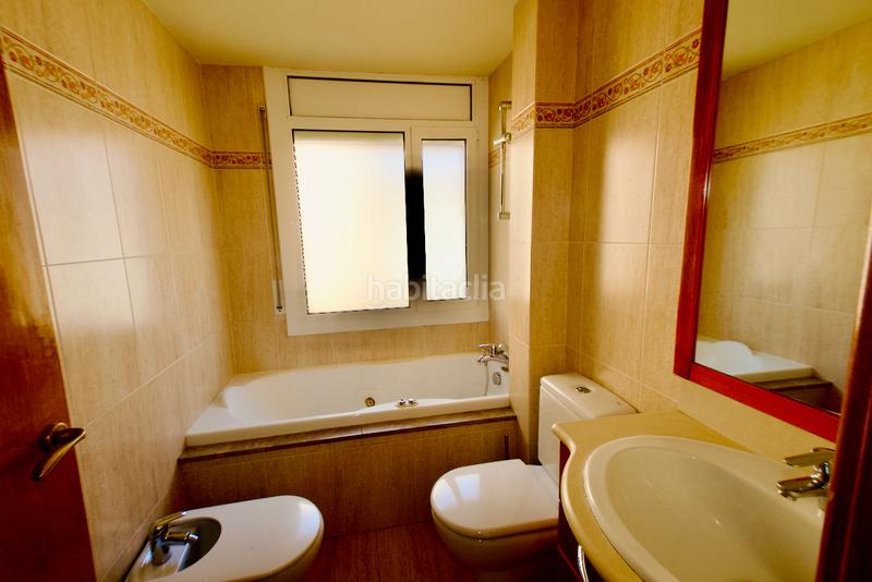 Foto f3c2f5a7-3bd8-4076-b858-fecf20f6ee7c. Alquiler piso pis alt standing - zona poble en Matadepera