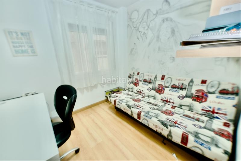 Foto 7ea837ac-cd42-473b-afba-3a8fa3511f52. Piso ampli pis 4 habitacions - zona xuquer en Xúquer Terrassa