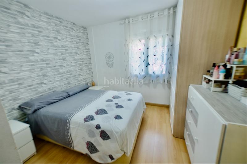 Foto 8741051b-2891-4302-bded-748f32122d62. Piso ampli pis 4 habitacions - zona xuquer en Xúquer Terrassa