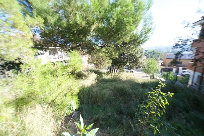 Foto 2e05c852-8ee7-4499-abd7-ce3e1300889a. Terreny residencial a Castellgalí