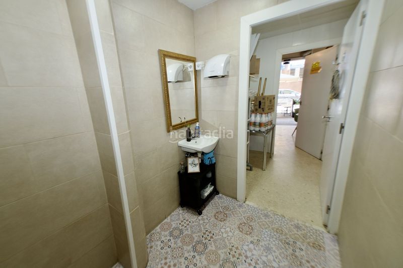 Foto 1187f5e3-2708-4fa1-b45c-68c2f0b0af6a. Local comercial a Can Boada Terrassa