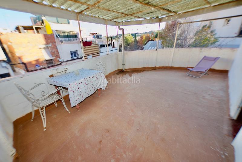 Foto 73e415fd-56cc-4885-b624-39d5f8a0de81. Casa  cantonera con mucho sol en La Maurina en Terrassa