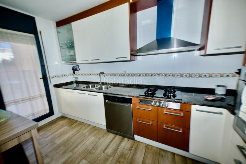 Foto 36fc889c-2be1-48f6-a0b4-85c1b2e7797d. Ground floor with heating in Plaça Catalunya - Escola Industrial Terrassa