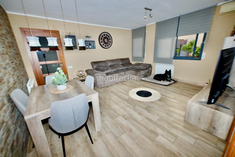 Foto 633f4356-f918-459f-950f-899f5ba67aa1. Ground floor with heating in Plaça Catalunya - Escola Industrial Terrassa