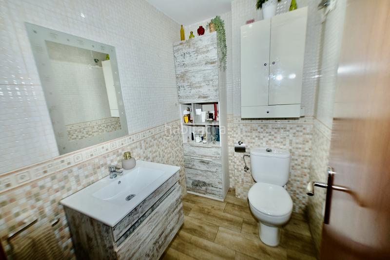 Foto 759ec659-94de-4d27-b3cb-6cdc5fd5091d. Ground floor with heating in Plaça Catalunya - Escola Industrial Terrassa