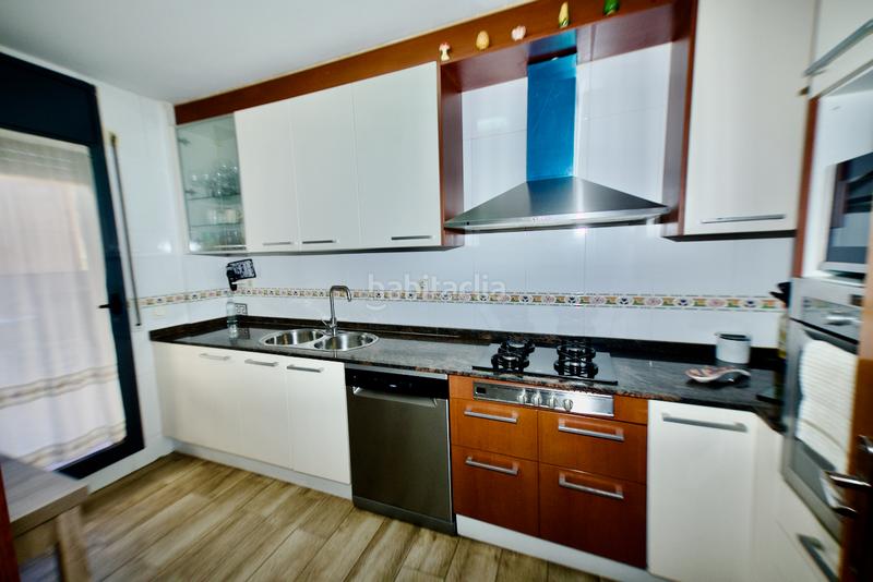 Foto 9a3c6af3-b302-4204-be54-c90da814081d. Ground floor with heating in Plaça Catalunya - Escola Industrial Terrassa