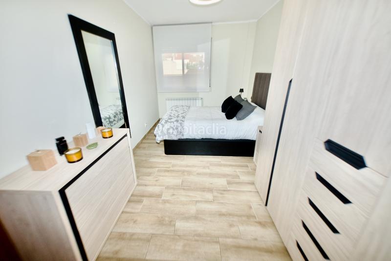 Foto eed167df-5ec4-4582-8355-781d03645ac6. Ground floor with heating in Plaça Catalunya - Escola Industrial Terrassa