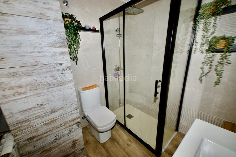 Foto f3af38b5-519c-4f7b-85a5-8ca3a812349c. Ground floor with heating in Plaça Catalunya - Escola Industrial Terrassa