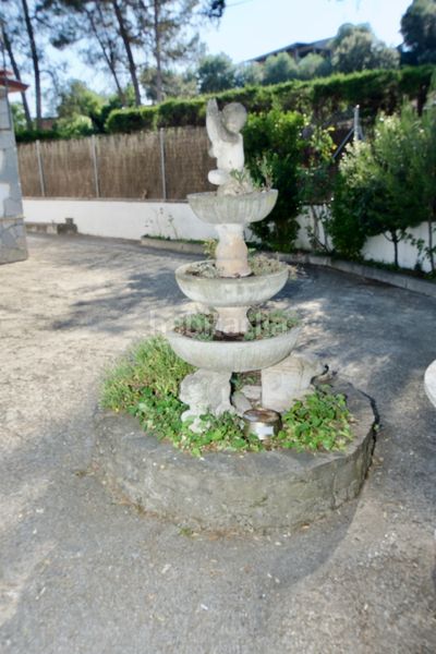Foto 99638ab8-96e4-4177-bf56-17b65c0503d8. Xalet amb xemeneia aparcament piscina a Vacarisses