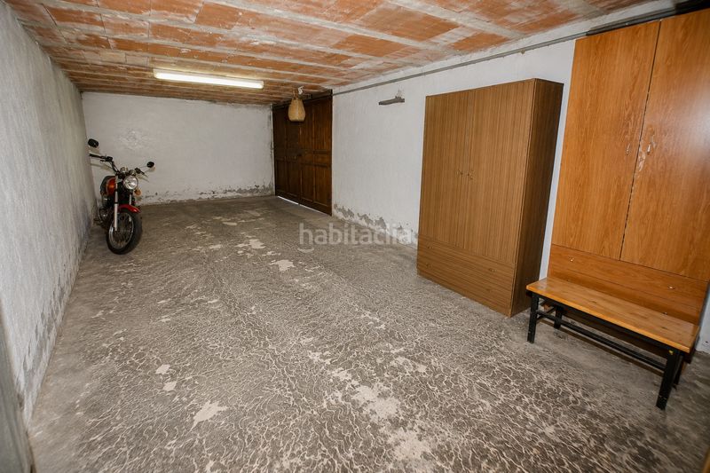Foto bfce1ee7-7c09-4a66-9de2-a32fe489c7c7. Xalet amb xemeneia aparcament piscina a Vacarisses