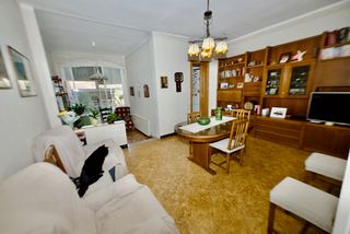 Pis a Can Palet. Piso en venta con terraza - zona can palet