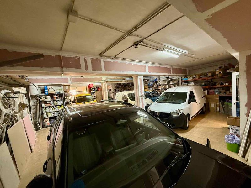 Foto dbc63d81-09e6-4469-b5b4-60ec1a32c2ff. Local comercial a Creu Alta Sabadell