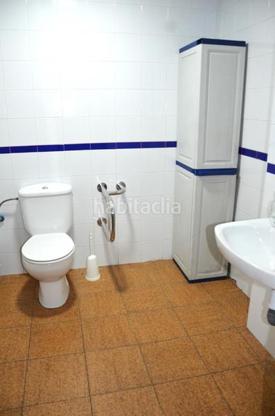 Foto dde1d42f-f8f9-49ad-b206-2ae1bf6225f1. Locale commerciale in escritora rosa chacel 7 in Vista Alegre - Parque Cruz Conde Córdoba