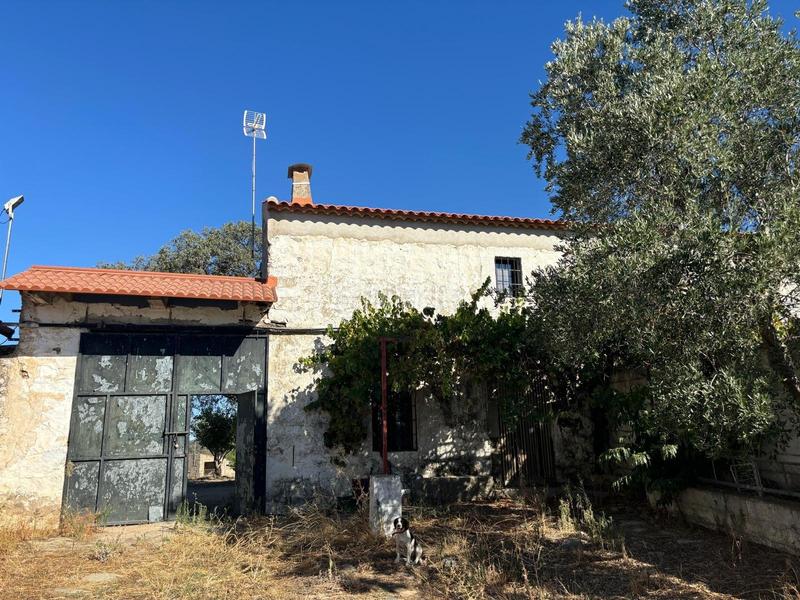Foto 519291c0-89a2-406c-a737-efa621ddfe21. Finca rústica venta de finca agrícola y ganadera! en Pozoblanco