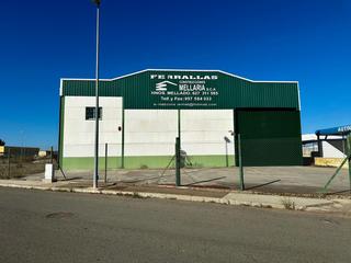 Industrial building in Polígono el blanquillo