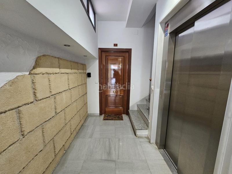 Foto 4f2b7220-4b1f-4af2-8547-fb54846187fe. Appartement dans calle abderraman iii 16 dans Huerta de la Reina - Trassierra Córdoba