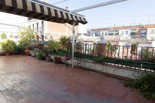 Casa a Calle farsalia 3. Estupenda casa junto a plaza de cruz de juarez .