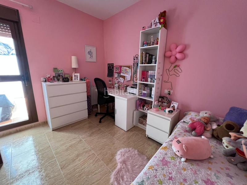 Foto 324d99ed-2ff9-4085-891a-6a1f77609075. Xalet amb calefacció aparcament a Victoria (La)