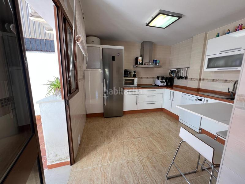 Foto 541f5c77-b666-47b1-b486-3853206a4380. Xalet amb calefacció aparcament a Victoria (La)