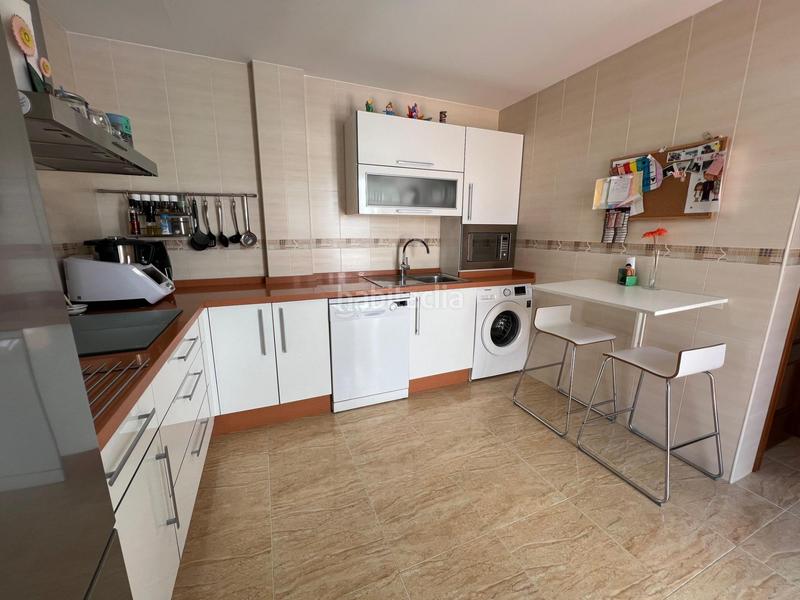 Foto 909841d8-96b5-47f7-9b49-73294d96a243. Xalet amb calefacció aparcament a Victoria (La)