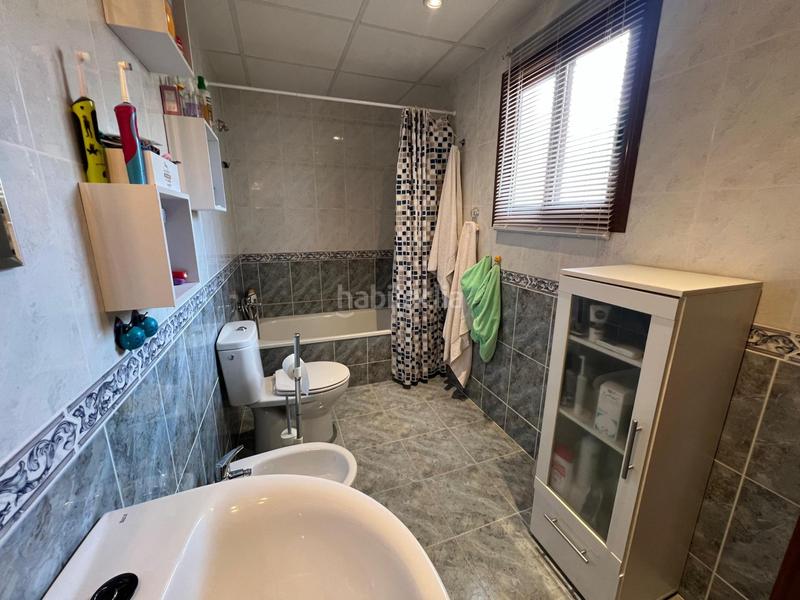 Foto fa847f21-3f86-468f-84e7-4952595a5533. Xalet amb calefacció aparcament a Victoria (La)