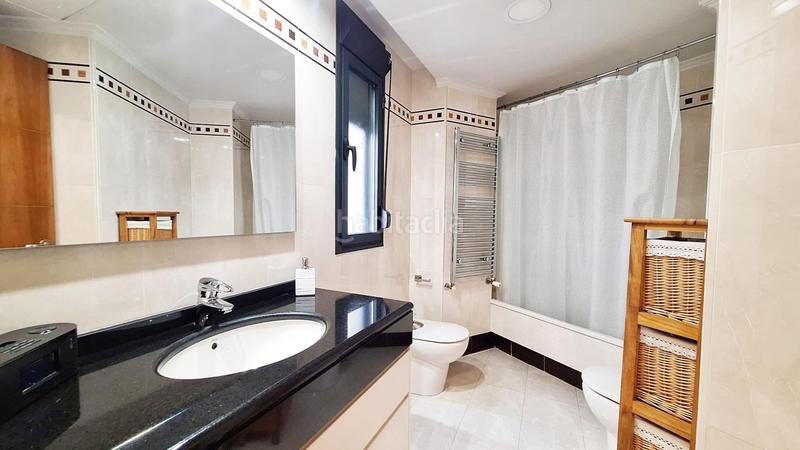 Foto 215e7cc2-e5a0-4878-98b2-2b09676724ad. Flat in avenida gran capitan 45 in Huerta de la Reina - Trassierra Córdoba