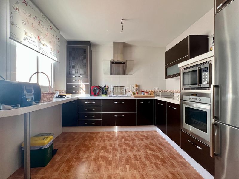 Foto 9082ffb6-a757-48c6-9030-34beff1cbac6. Casa adossada amb calefacció aparcament a Carlota (La)