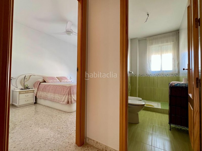 Foto aa6f9ba4-ea71-4dc7-9edb-a95b666ea3ae. Casa adossada amb calefacció aparcament a Carlota (La)