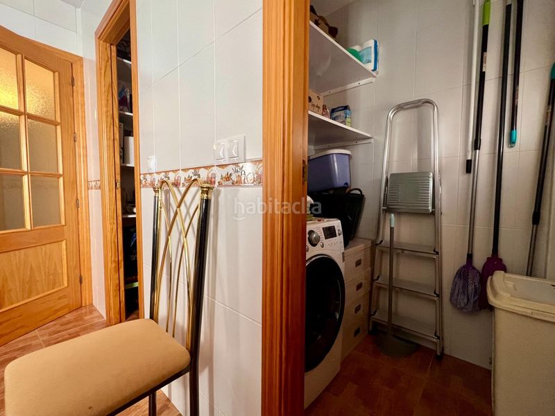 Foto f3fd3fe5-243c-4e86-9347-bad32d75aff8. Casa adossada amb calefacció aparcament a Carlota (La)