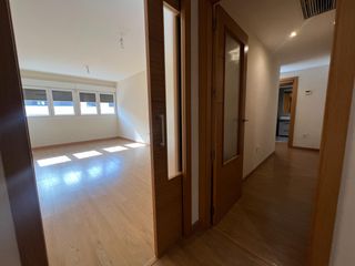 Pis  Calle escrit ang lopez de ayala. Fabulosa vivienda con piscina y 2 plazas de garaje en zona nuevo