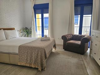 Dúplex a Maria auxiliadora 11. Fantástico dúplex en san lorenzo, una vivienda con encanto y pla