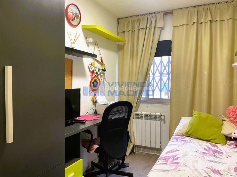 Foto 5ee9c180-6783-41ed-abf9-a876485c2526. Flat with heating in Tres Olivos-Valverde Madrid