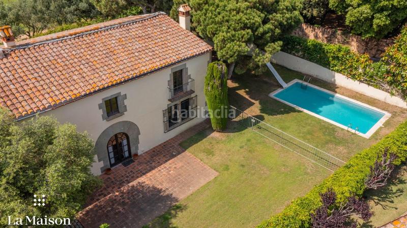 Foto cb392edd-5791-440d-9044-ac1c5476040a. Country house with fireplace heating pool in Centre Sant Andreu de Llavaneres