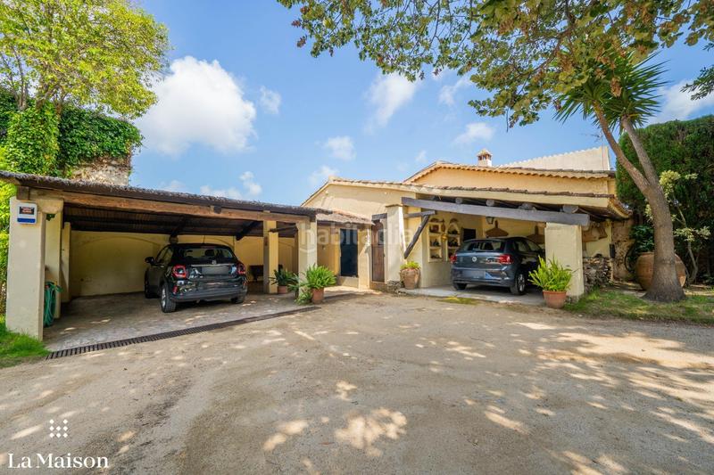 Foto d2f77841-cc9d-40b1-9d5c-ee055ed9e317. Country house with fireplace heating pool in Centre Sant Andreu de Llavaneres