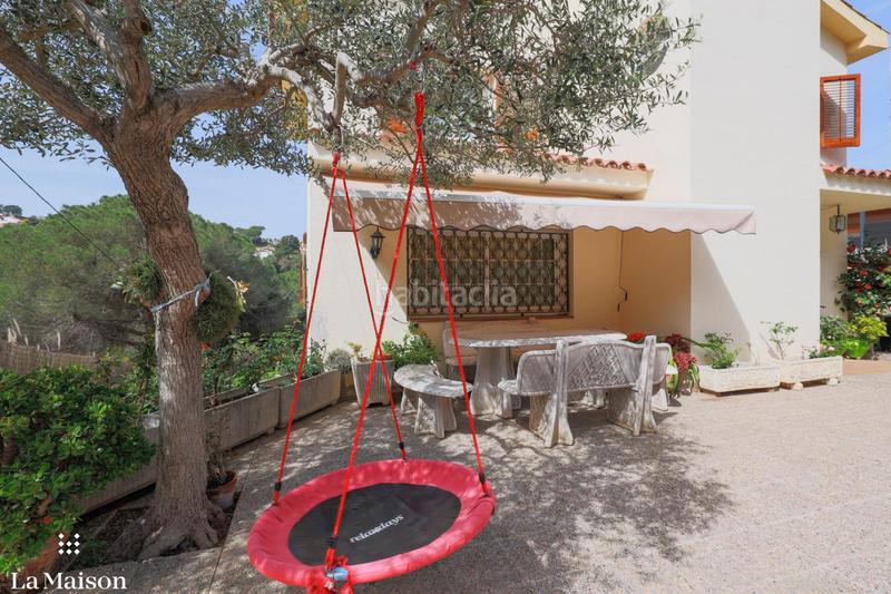 Foto fec0a3dc-8d8d-4cf4-95b6-537483cd288e. House with fireplace heating parking in Urbanitzacions Argentona