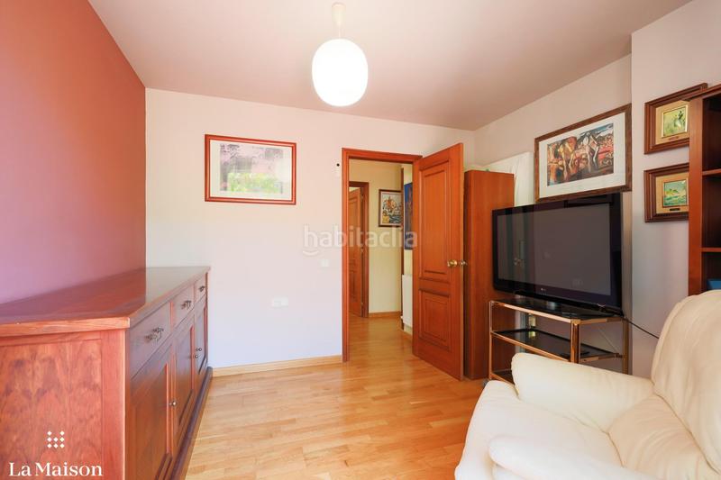 Foto bba27dc7-38e9-40e8-ae60-54a7bcf07d02. House with heating parking in Nucli Urbà Argentona