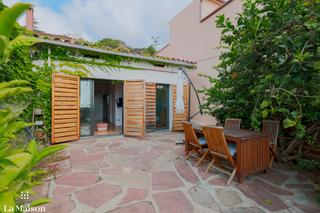 Maison à Camí de la costa 32. Casa independiente en premià de dalt