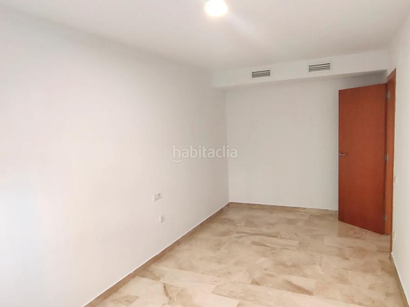 Foto af847f9c-ff30-4f39-aa91-891e30689197. Duplex in avinguda de l'estatut 215 in Zona Nord Rubí