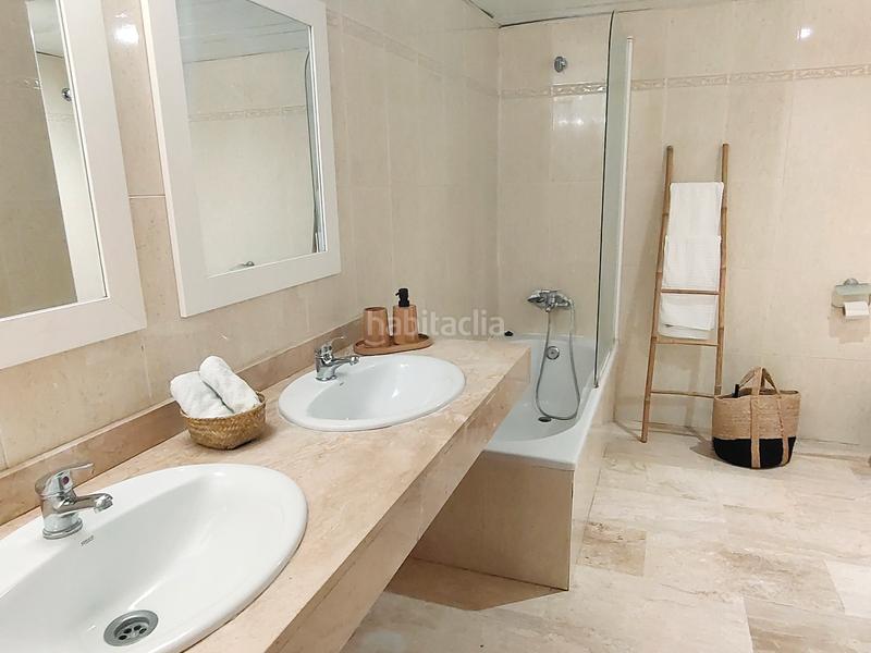 Foto ba319015-e7d6-4e52-b19a-20b610d8cefe. Duplex in avinguda de l'estatut 215 in Zona Nord Rubí