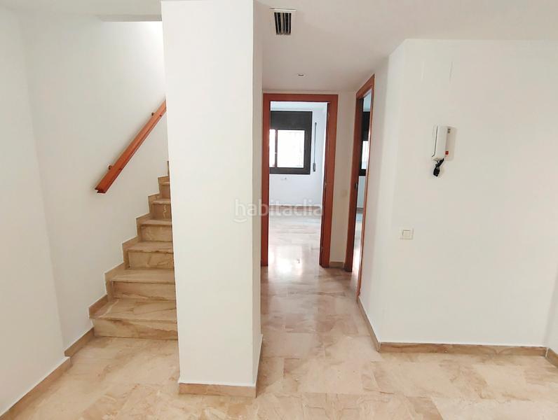 Foto bdacd7ba-b20f-4bed-929e-2df9200a5e3b. Duplex in avinguda de l'estatut 215 in Zona Nord Rubí