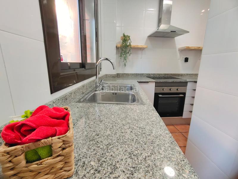 Foto c582f123-d3a2-42ad-86b6-2ec9d93f4c94. Duplex in avinguda de l'estatut 215 in Zona Nord Rubí