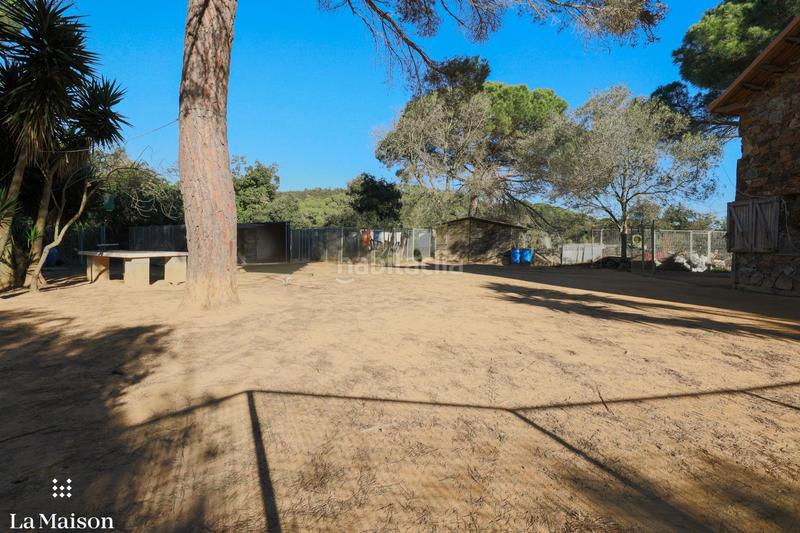Foto deb907c4-8690-449f-a5bf-489bb111da77. Masia amb xemeneia calefacció piscina a Canyamars Dosrius