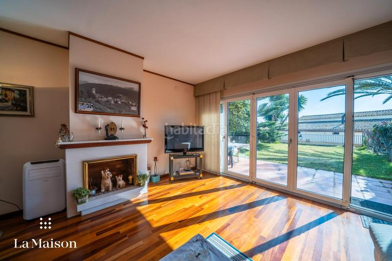 Foto d4461e10-f569-4997-83b6-2aa9e8ffdb08. Casa a schiera con camino riscaldamento parcheggio in Sant Vicenç de Montalt