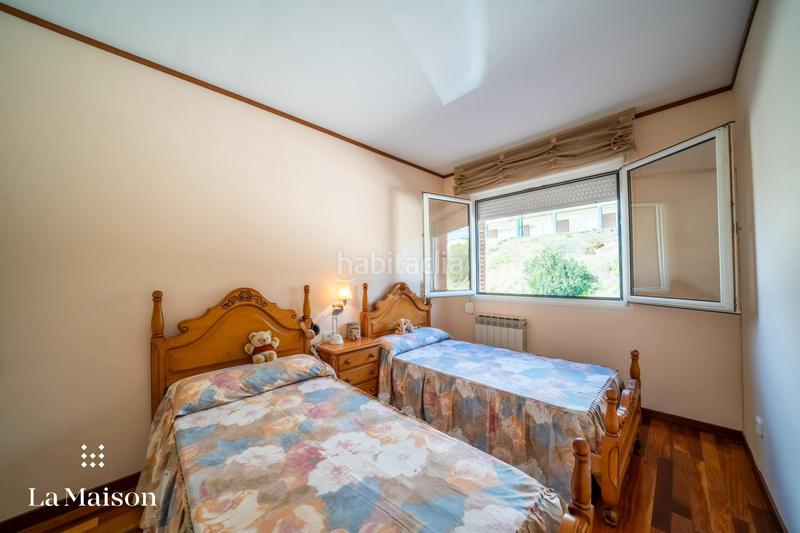 Foto 7994c156-c7aa-4af1-a52a-a84ca0753b01. Semi detached house with fireplace heating parking in Sant Vicenç de Montalt