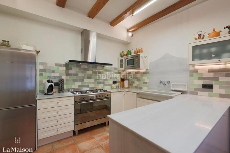 Foto f9095488-c66c-4088-b9d7-59dadef23839. Casale con camino riscaldamento in Nucli Urbà Argentona