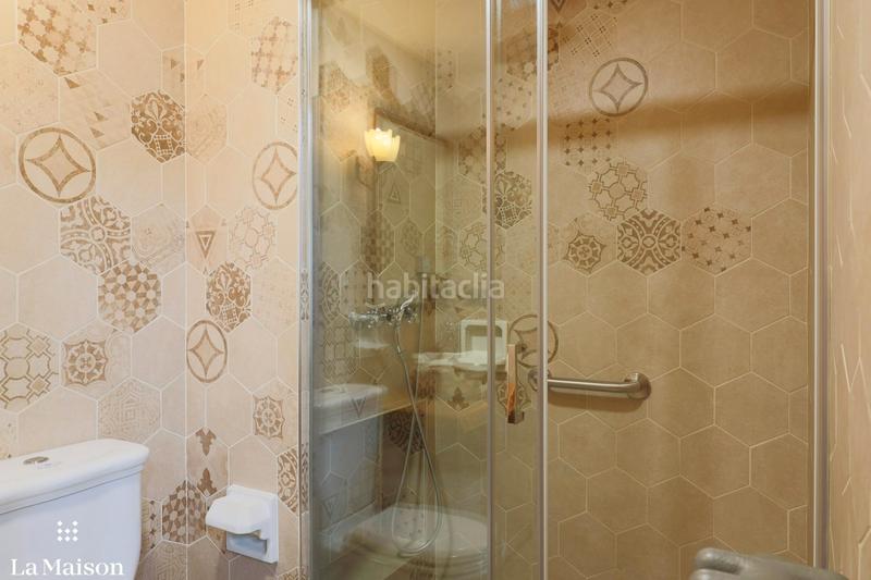 Foto 77055b20-a8ea-4a16-914c-50d5266875a5. Masia amb xemeneia calefacció a Nucli Urbà Argentona