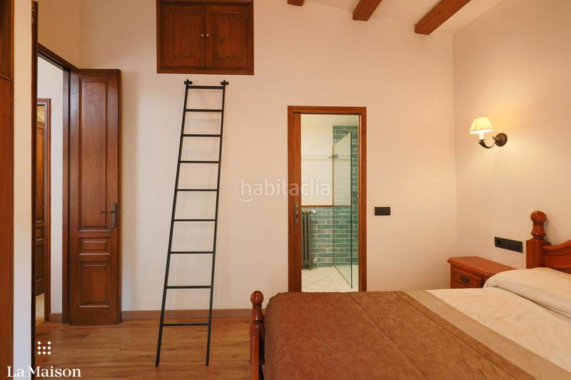 Foto 8f5309cf-9893-40e3-90b5-fa672b7d667b. Masia amb xemeneia calefacció a Nucli Urbà Argentona