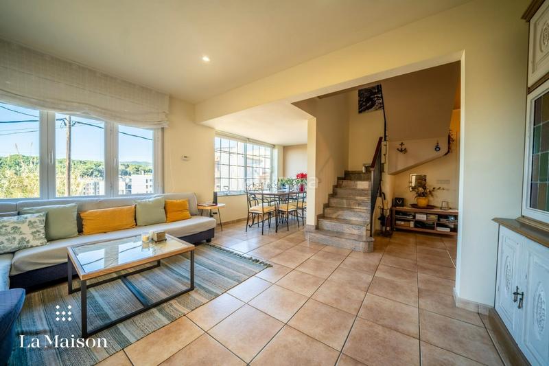 Foto e86b5ae2-1646-4592-973a-9c864133cd4a. Chalet con riscaldamento parcheggio piscina in Urbanitzacions Arenys de Mar