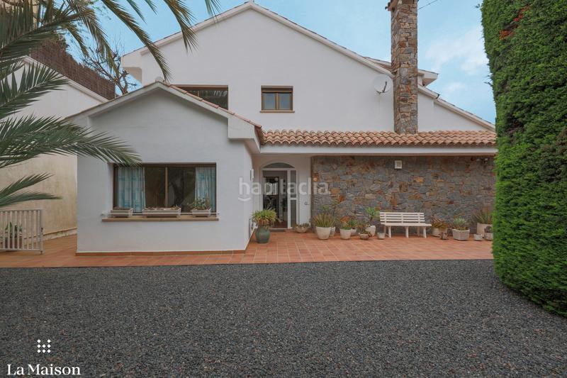 Foto 645b8b5e-a566-45cc-afb9-fee3d3271f64. Casa en Cabrils