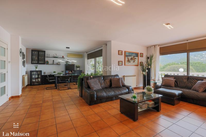 Foto b0ef2262-e1d5-400a-ba0a-c7286542e955. Casa en Cabrils